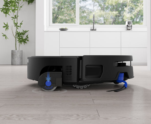 Robot odkurzający DEEBOT T90S Pro od boku z ukazanymi szczotkami do odkurzania